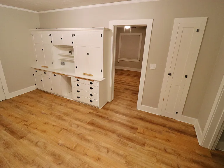 Storage & Crafting