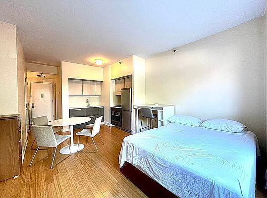 2nd image of 505 W 47th St #1E