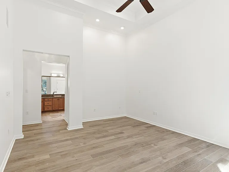 2928 Pine Valley Dr — Photo 22