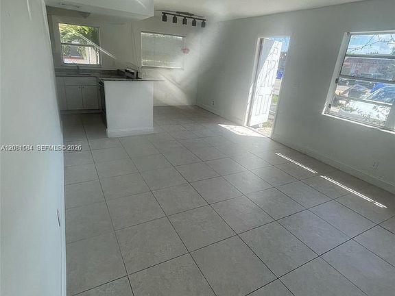 3rd image of 7941 SW 10th St APT A
