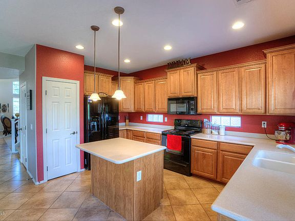 4th image of 19030 E Superstition Dr
