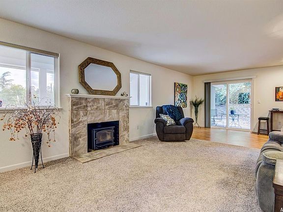 4th image of 5701 La Field Dr