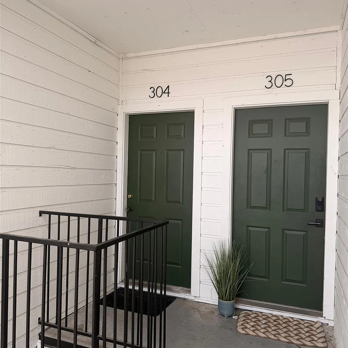 1 bed, 1.0 bath, 820 sqft, $1,695 — Photo 2