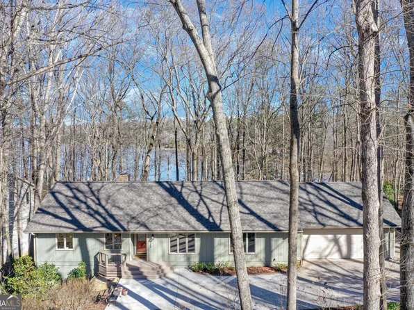2748 Northlake Rd, Gainesville, GA 30506