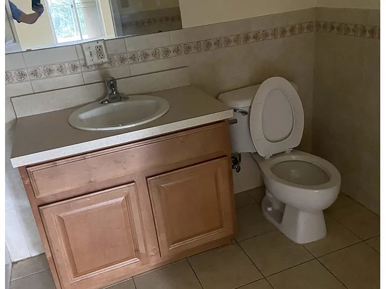 742 Westfield Ave #7 — Photo 2