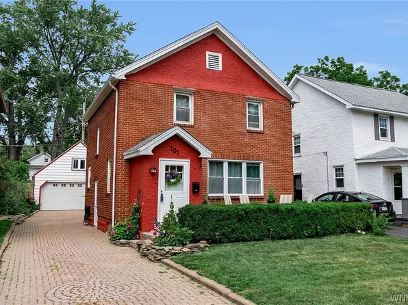 101 Regent St, Lockport, NY 14094
