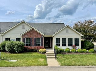 1032 Feltham Ln, Cranberry Township, PA 16066