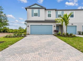 5724 Tripoli Dr, Palmetto, FL 34221