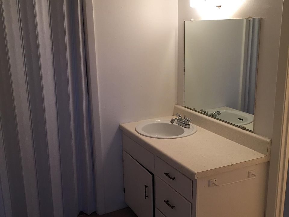 1st image of 807 Whitney Ave NW APT B205