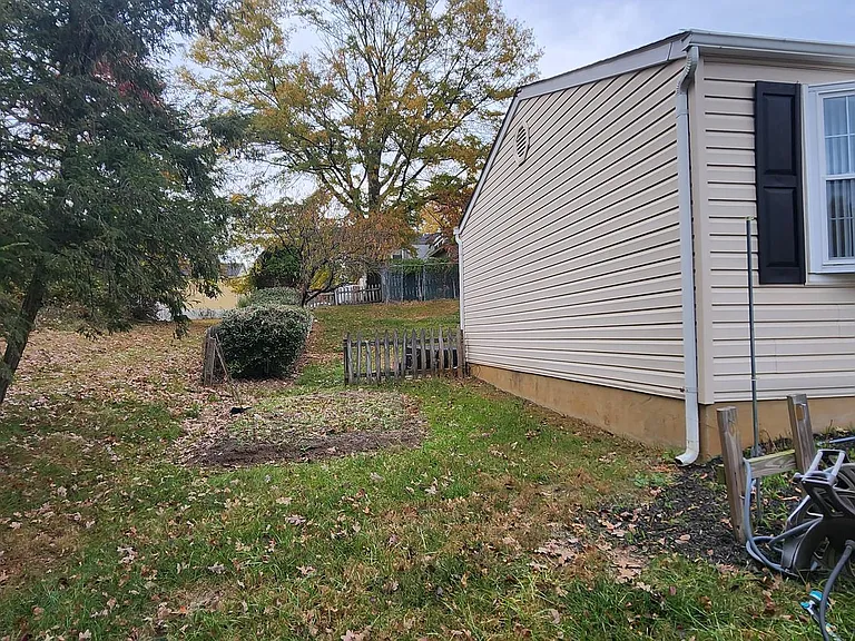 4 Big Stone Ct — Photo 17