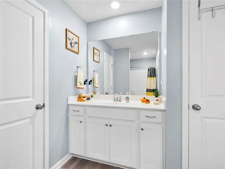 105 Aleppo Ln — Photo 11