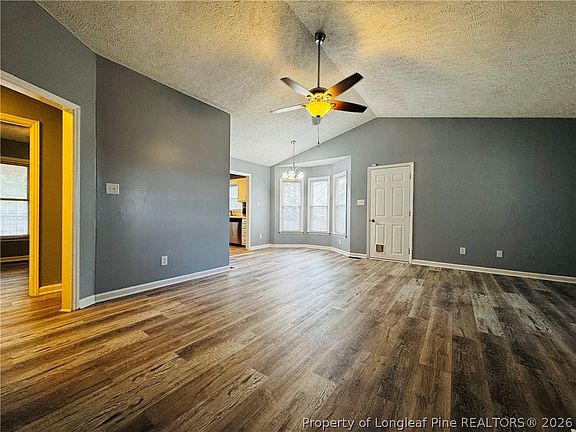 3rd image of 3441 Lubbock Dr