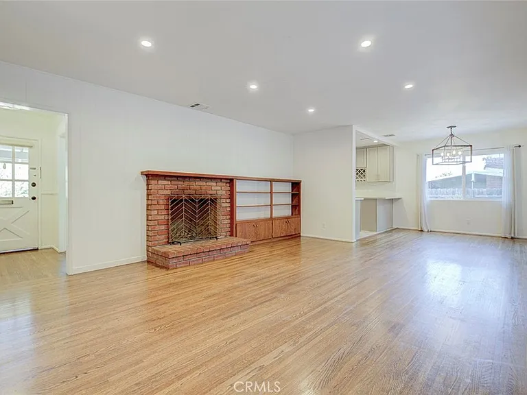 3585 El Lado Dr — Photo 9
