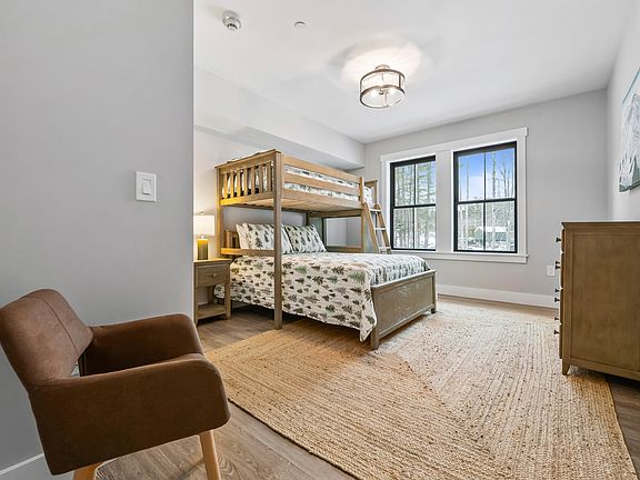 4th image of 243 Skimobile Road #252