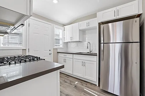 Huntington Manor Homes Photo 1