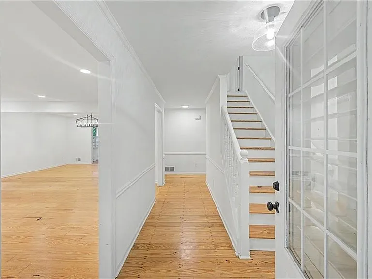 3868 Emerson St — Photo 5