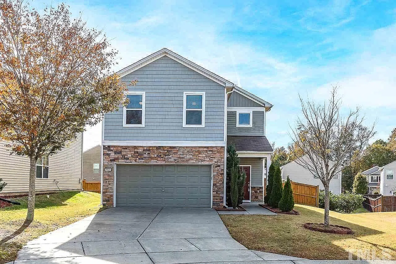 4 bed, 1699 sqft, $2,045 — Photo 1