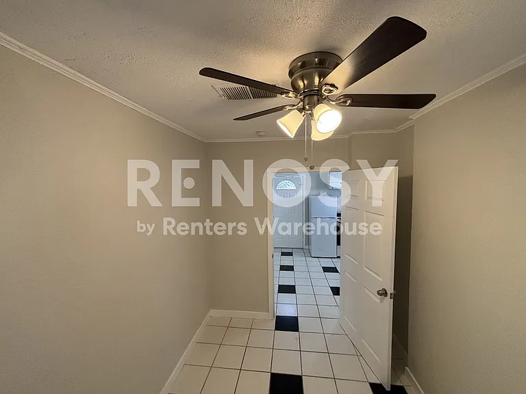 2818 W Heatherbrae Dr — Photo 46