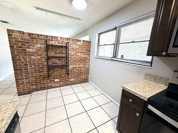 5th image of 7152 Koleda Dr