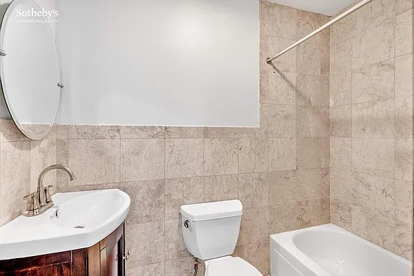 Rented by Sotheby's International Realty | media 43