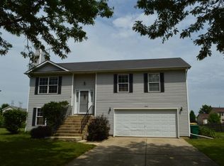 1008 Ann St, Joliet, IL 60435