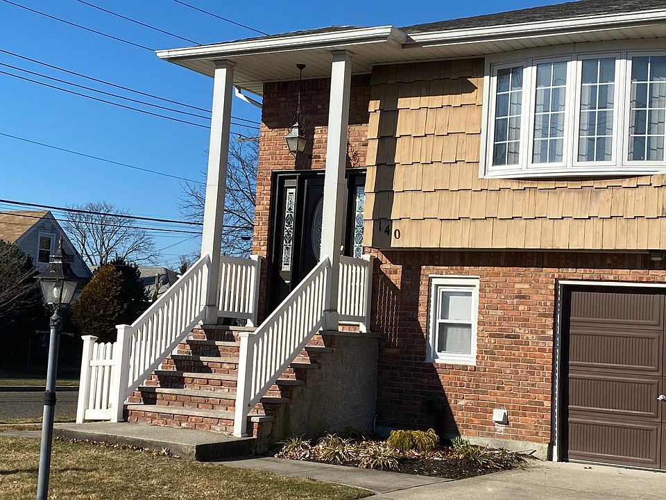 1st image of 140 Litchfield Ave