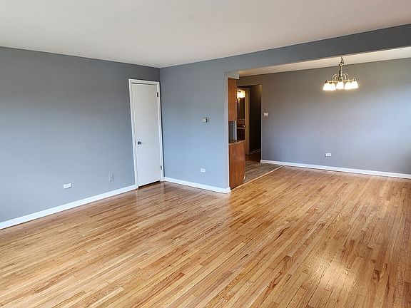 2nd image of 9522 S Kenneth Ave #2-A