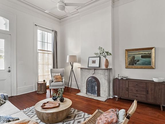 4th image of 1828 Baronne St APT 2