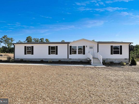 4th image of 355 Moorefield Rd