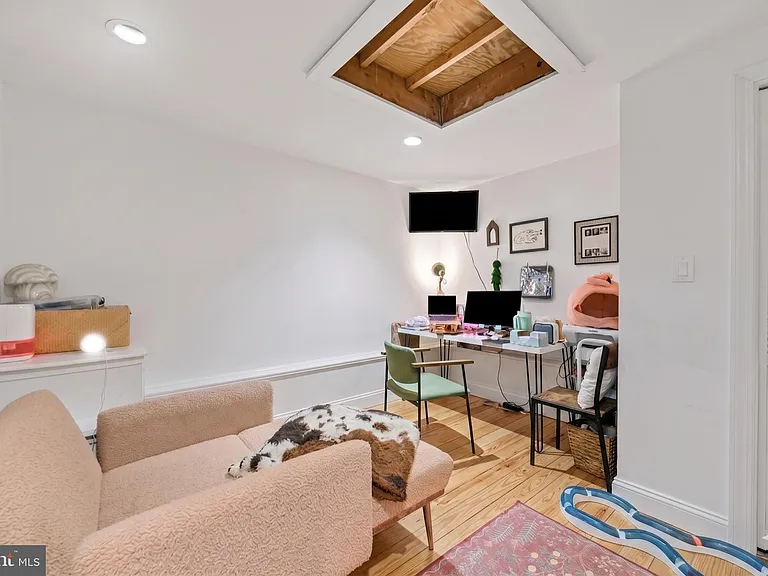 9 Bristow Pl — Photo 5