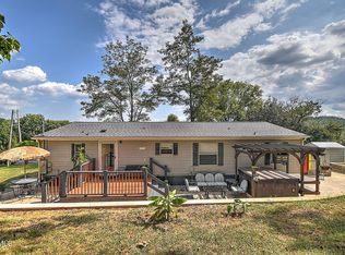 2004 Sweetbriar Rd, Kingsport, TN 37665