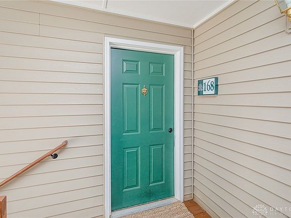 4th image of 168 Highridge Ct