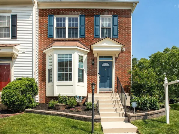 8859 Howland Pl, Bristow, VA 20136