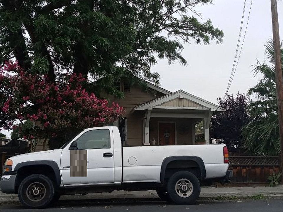 1st image of 671 E Julian St