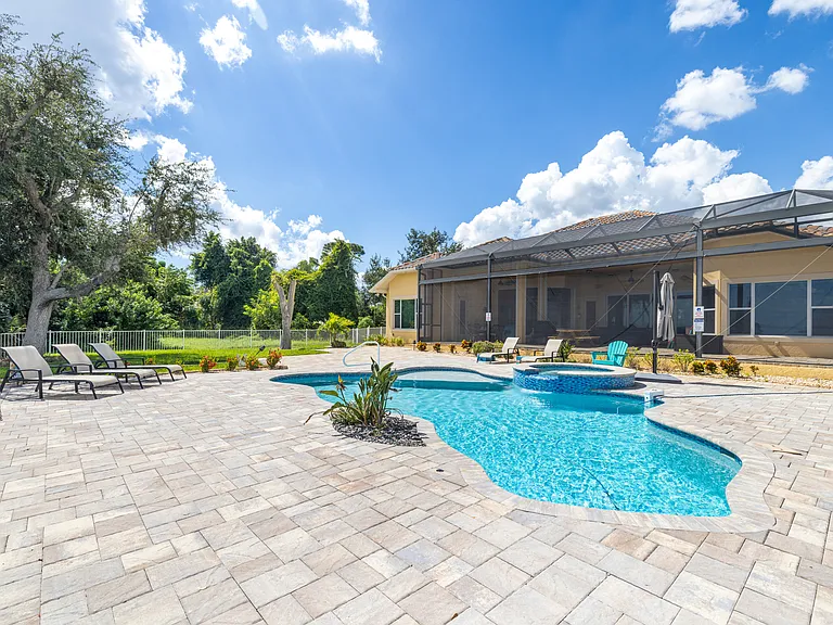 4470 Northshore Dr — Photo 43