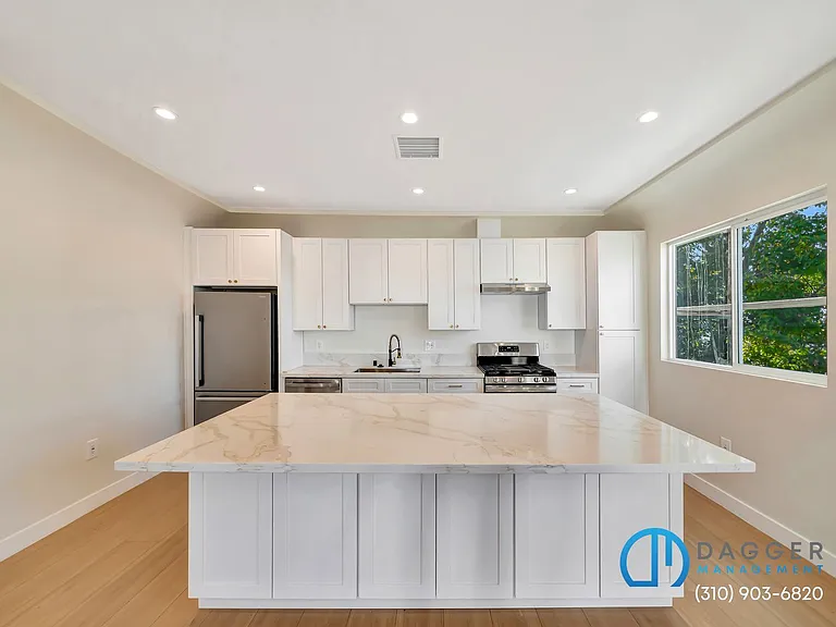 2800 Winter St #3 — Photo 7