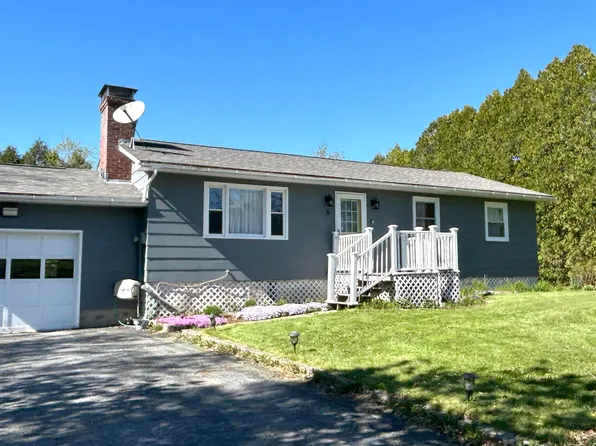 5 Swanage Court, Middlebury, VT 05753