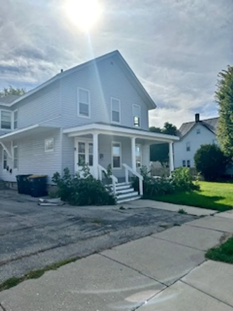109 Milwaukee Avenue W. — Photo 4