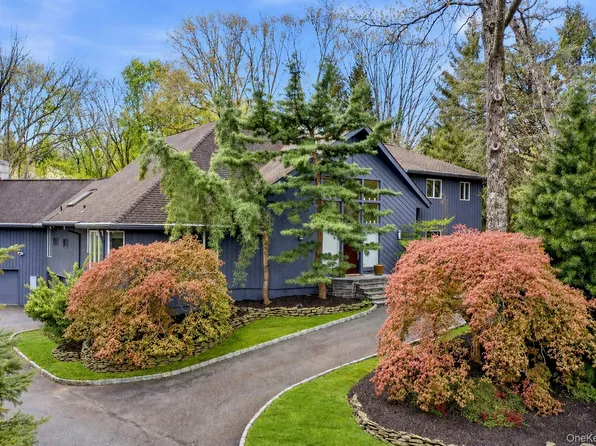 13 Zeck Court, Suffern, NY 10901