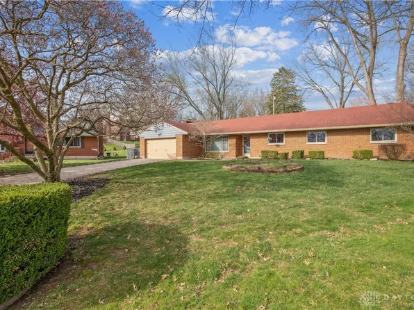 4625 Wing View Ln, Dayton, OH 45429