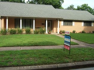 1121 Macarthur St, Rosenberg, TX 77471