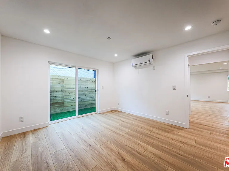 1525 S Carmelina Ave #1527-1/2 — Photo 15