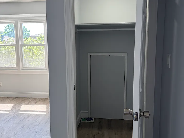 133 Jay Ave #2 — Photo 34