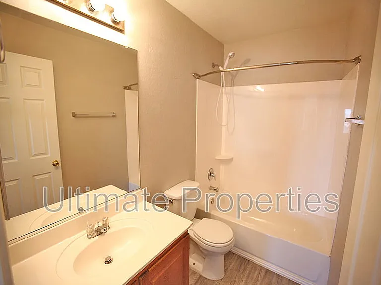 12511 N 121st Dr — Photo 14