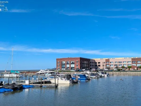 401 W Shoreline Dr Unit 124, Sandusky, OH 44870