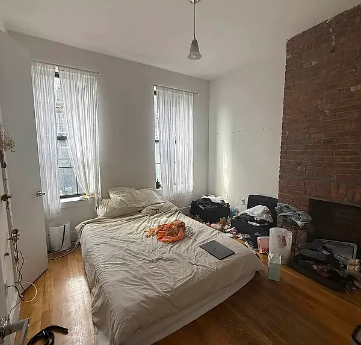841 Kent Avenue — Photo 3