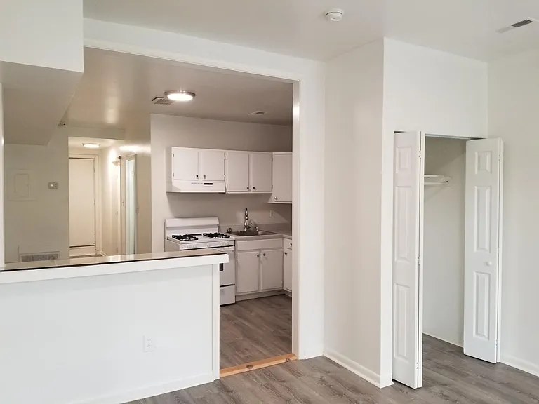 1018 S Charles St #3 — Photo 3
