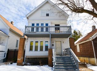 2458 S 11th St, Milwaukee, WI 53215