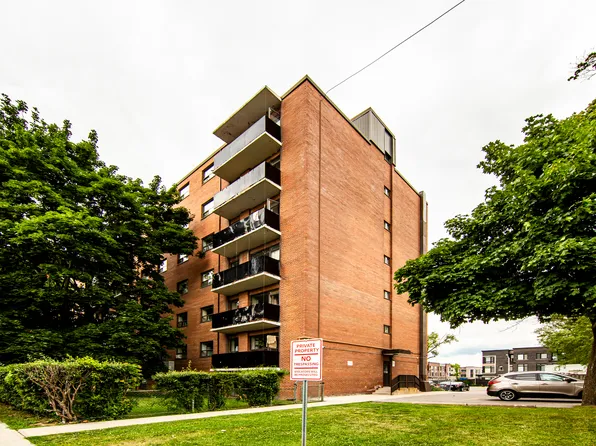 2 Treewood St, Toronto, ON M1P 3J3