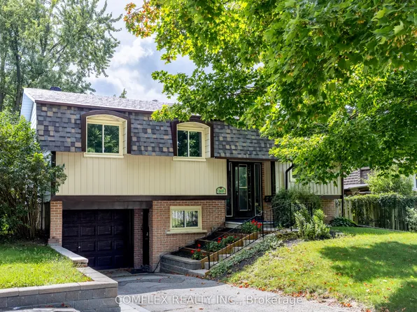 2651 Marsdale Dr, Peterborough, ON K9L 1R5
